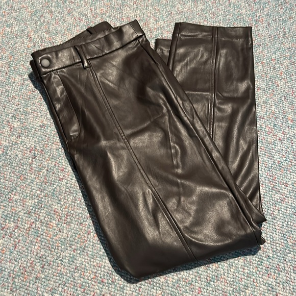 NWT ladies size 14 Gap Brown Mid Rise Vegan Leather Skinny Pants - Picture 13 of 13